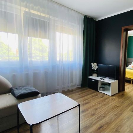 Apartamenty Teatralne Ґожув-Велькопольський Екстер'єр фото