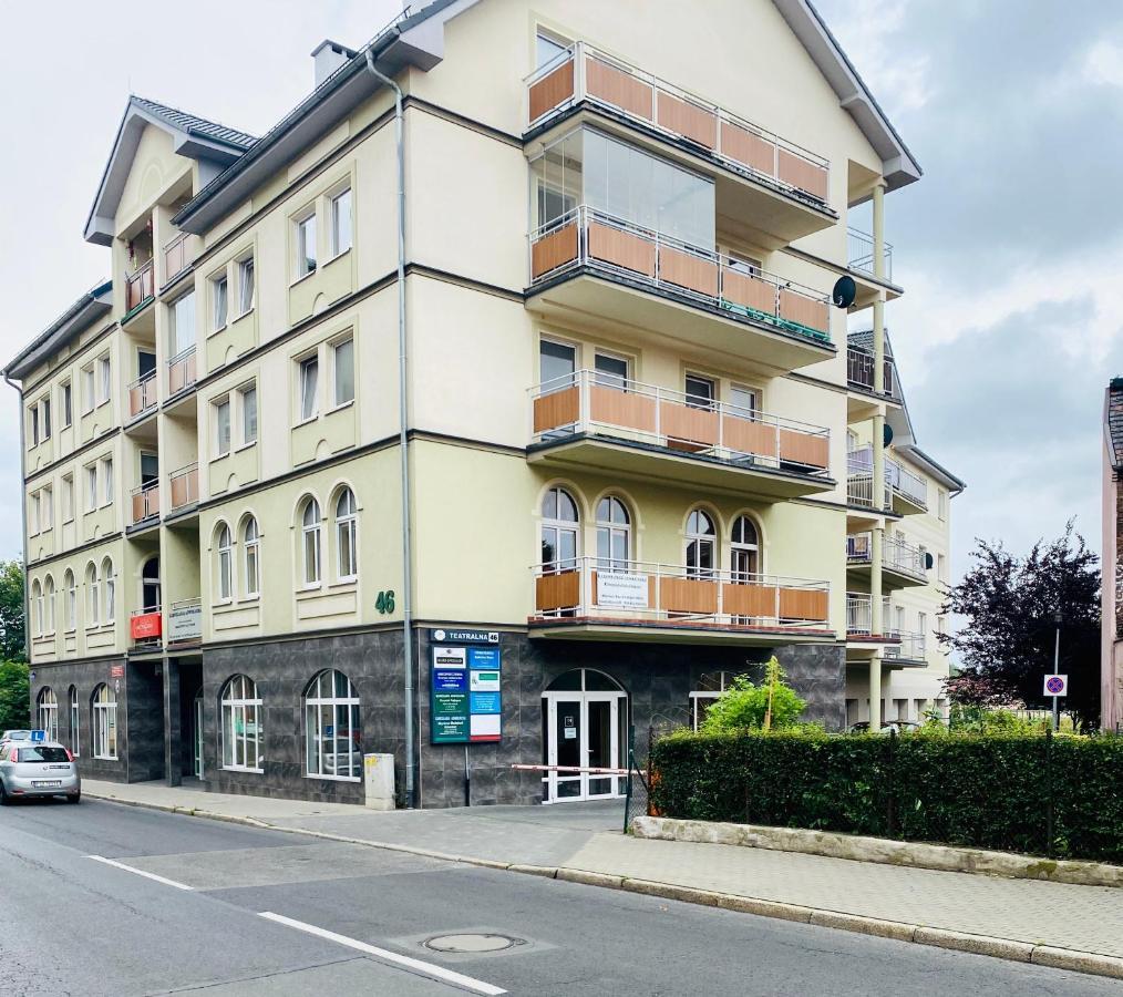 Apartamenty Teatralne Ґожув-Велькопольський Екстер'єр фото